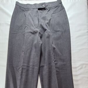 Women’s Gray Straight Leg Dress Pants Size 6 Career Office Business Slacks